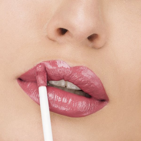 DEBORAH VOLUME VINYL LIPSTICK DEBORAH VOLUME VINYL LIPSTICK