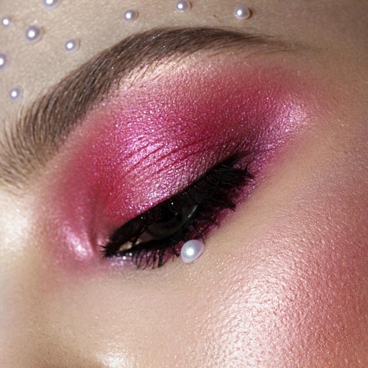 ARMAF BEAUTE EYESHADOW PALETTE 6 IN 1 - PRETTY PINK ARMAF BEAUTE EYESHADOW PALETTE 6 IN 1 - PRETTY PINK