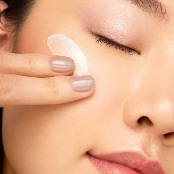 ASTRA ZEN ROUTINE FACE PRIMER GLOWING EFFECT ASTRA ZEN ROUTINE FACE PRIMER GLOWING EFFECT
