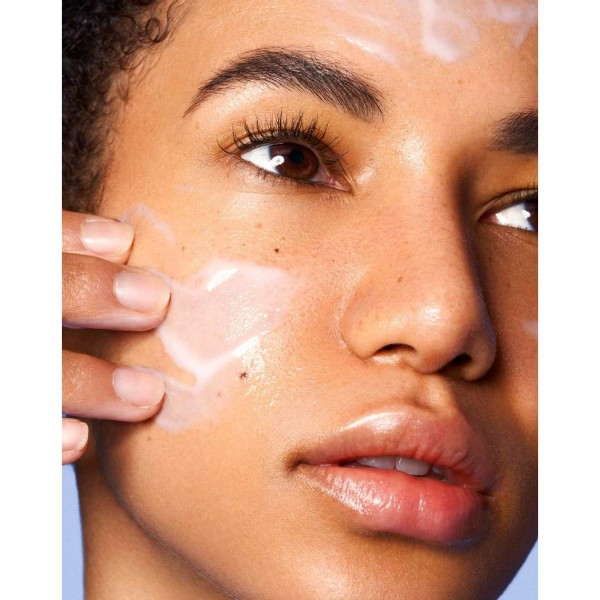 ASTRA FACE LOTION MOISTURIZING AND LIGHT FACE (50ML) ASTRA FACE LOTION MOISTURIZING AND LIGHT FACE (50ML)