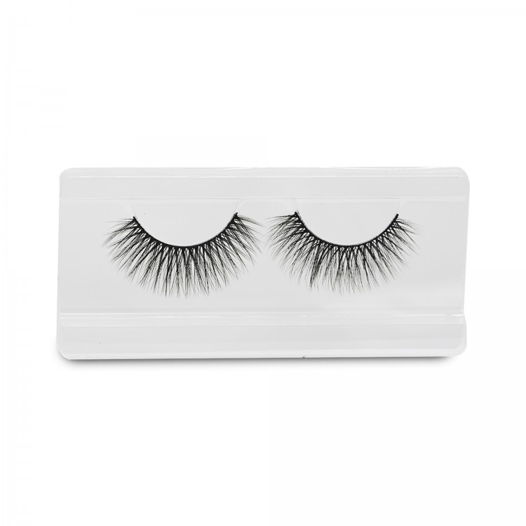 IONI 3D FAUX MINK LASHES- WISPY DOLL CRISSCROSS IONI 3D FAUX MINK LASHES- WISPY DOLL CRISSCROSS