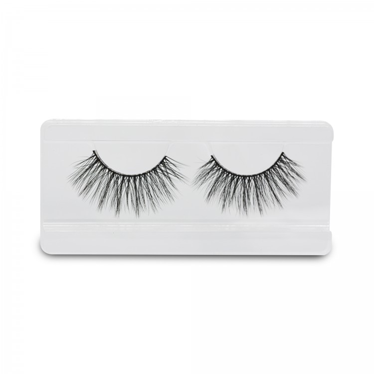 IONI 3D FAUX MINK LASHES- WISPY LONG CRISCROSS IONI 3D FAUX MINK LASHES- WISPY LONG CRISCROSS