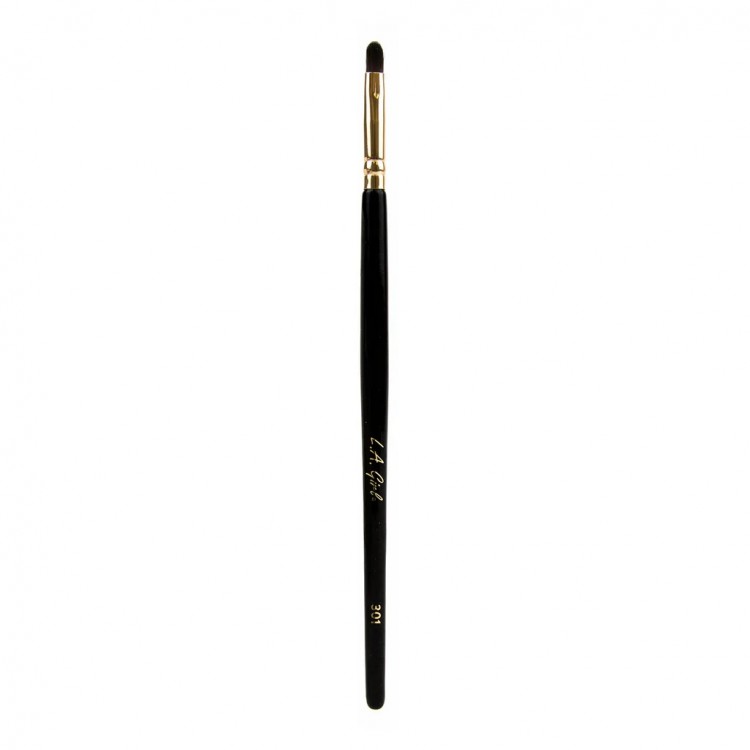 LA GIRL LIP BRUSH