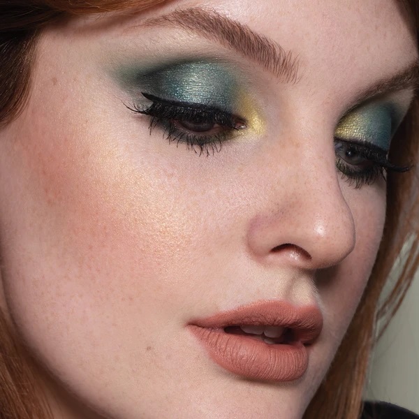 GILDED JADE HYPER-PIGMENTED EYE & FACE PALETTE GILDED JADE HYPER-PIGMENTED EYE & FACE PALETTE
