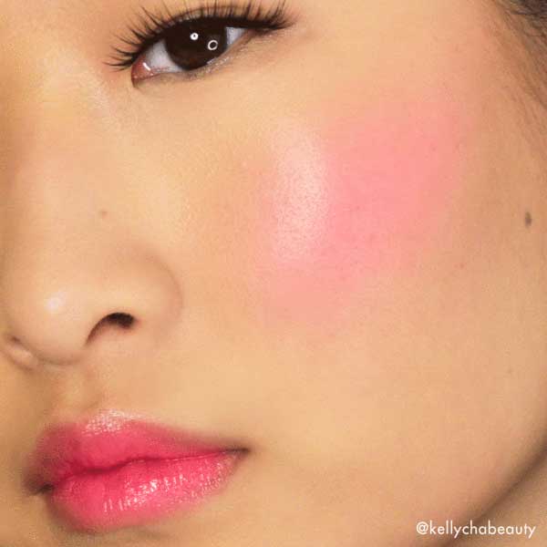 MILANI SUPERCHARGED CHEEK + LIP MULTISTICK MILANI SUPERCHARGED CHEEK + LIP MULTISTICK