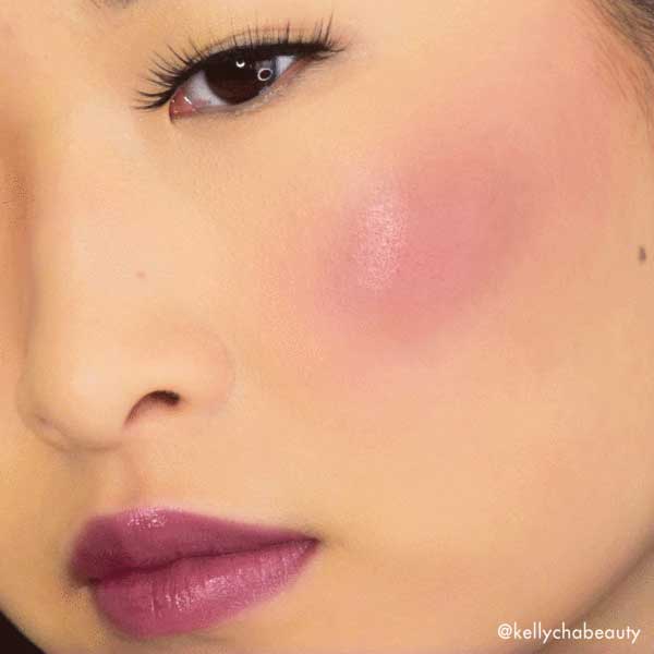 MILANI SUPERCHARGED CHEEK + LIP MULTISTICK MILANI SUPERCHARGED CHEEK + LIP MULTISTICK