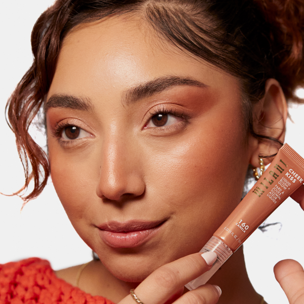 MILANI Cheek Kiss Blush + Glow -CANELA