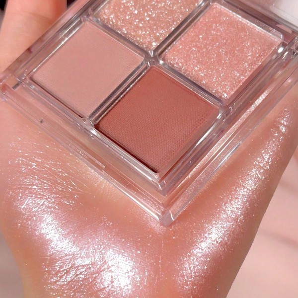 Sheglam Cosmic Crystal Eyeshadow Quad-Spellbound